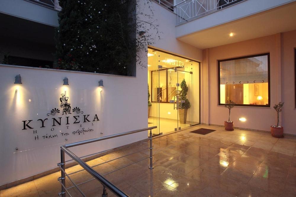 Kyniska Hotel Plytra Exterior photo